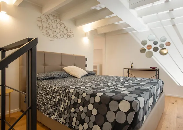 Mgm - Wonderful Loft Tartaglia Apartment Milan